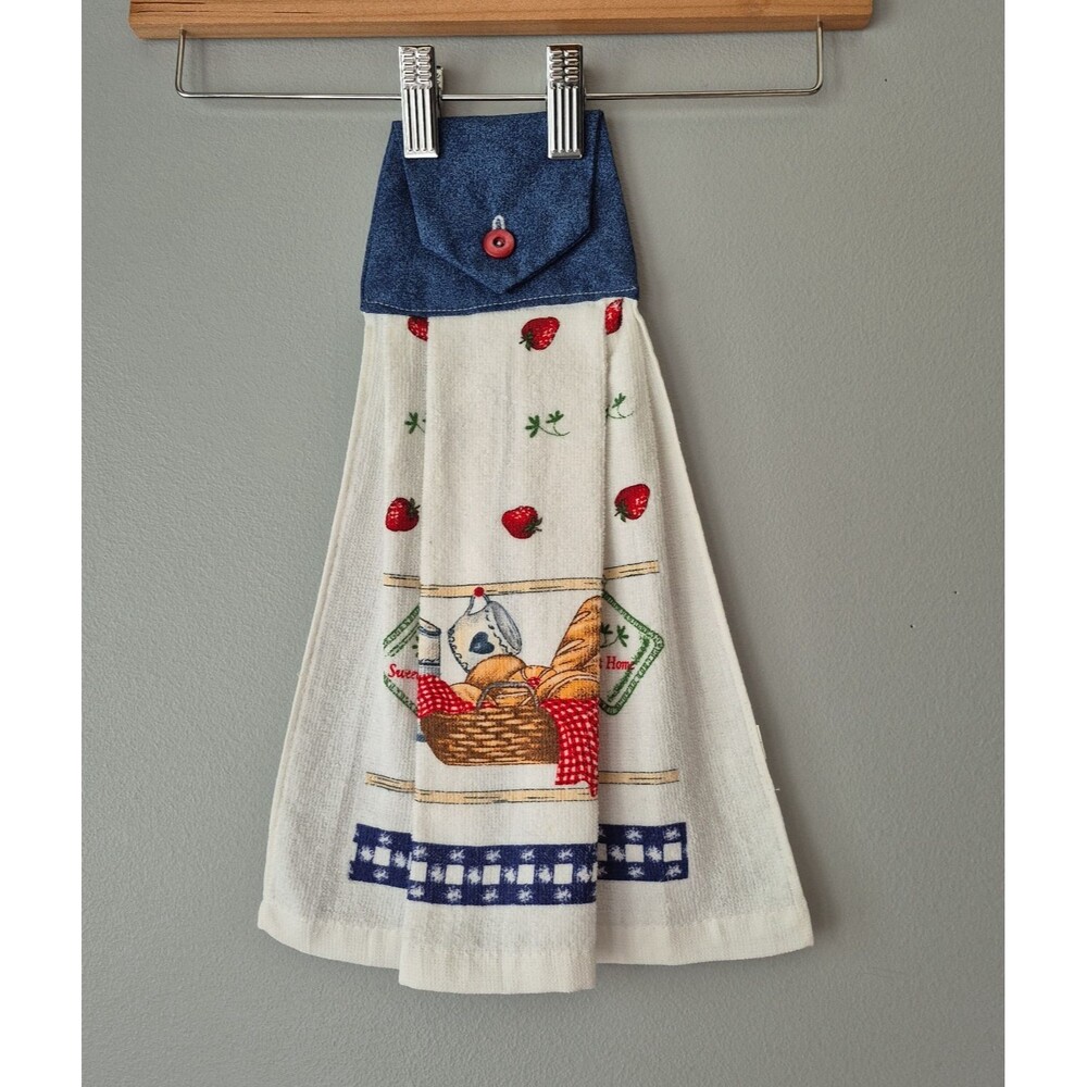 Rustic Farmhouse Sweet Home Bread Basket Strawberry Motif Kitchen Hanging Towel - Picture 8 of 8